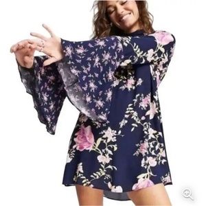 XS Free People Tate Floral Bell Sleeve Dress - great condition